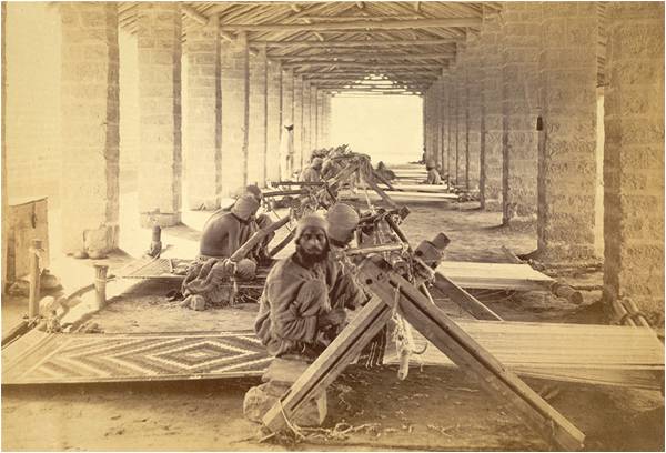 Carpet weavers in Karachi Jail (1873)