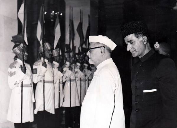 Credentials Ceremony inside Rashtrapati Bhavan, New Delhi (1968)