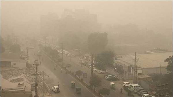 Smokescreen in Lahore