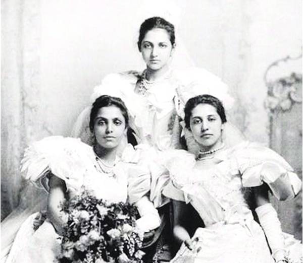 Debutants at Buckingham Palace (1894)