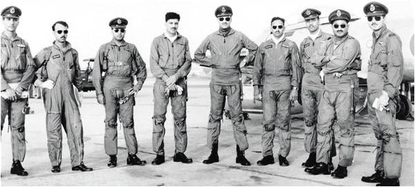 How a young air force organized a Sabre-only flypast