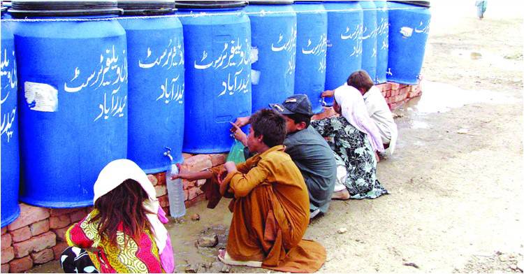 What does Pakistan’s typhoid outbreak tell us?