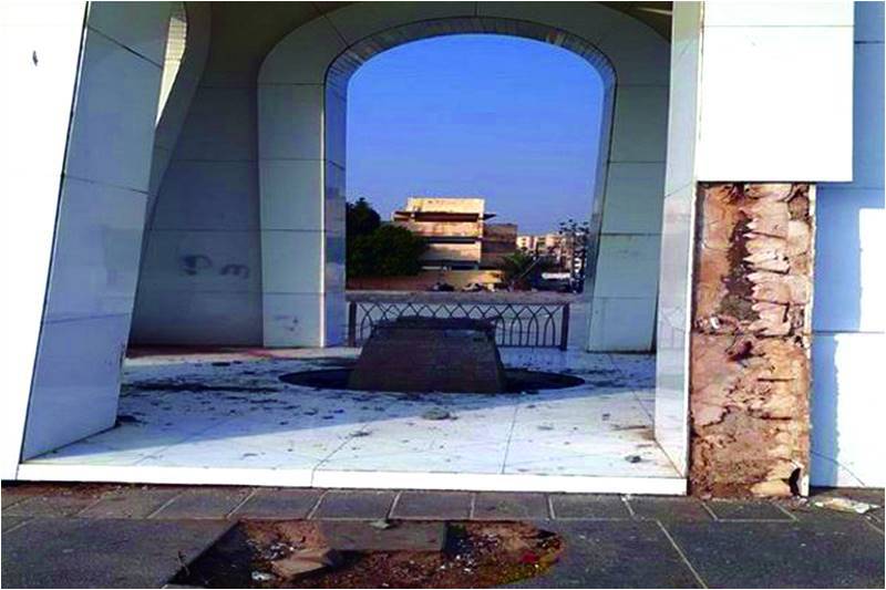 MQM-built monument vandalised in Karachi