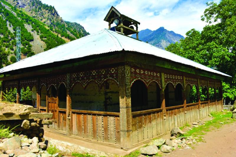 Painted wooden mosques of Koranga