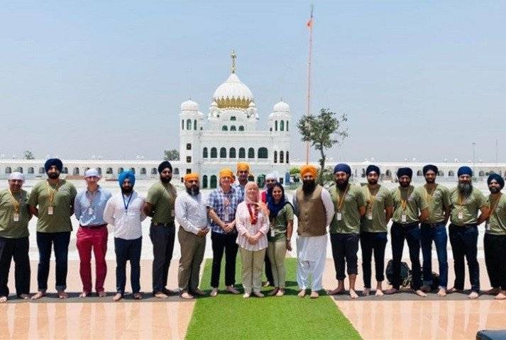 British Sikh Soldiers Impressed By Pakistan's Efforts To Preserve Holy Sites, Urge Community To Visit Kartarpur