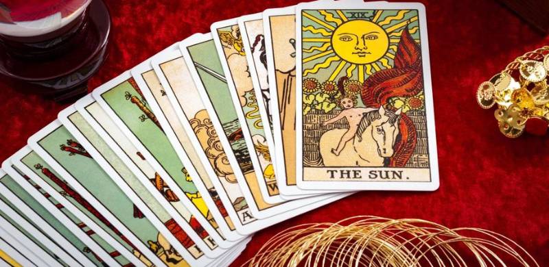 Your Weekly Tarot Forecast Is Here