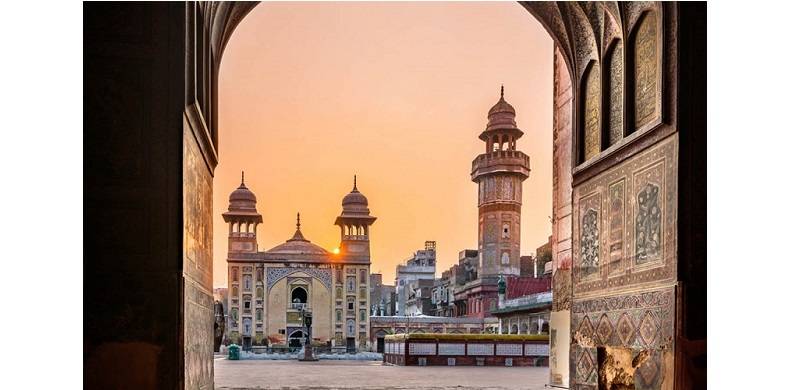 Lahori Lore: Masjid Wazir Khan And Its Mighty Saint