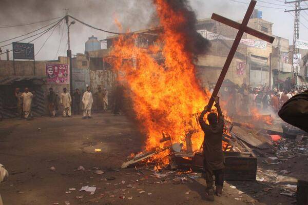 Karachi Christian Man In Hiding After Being Threatened With Death