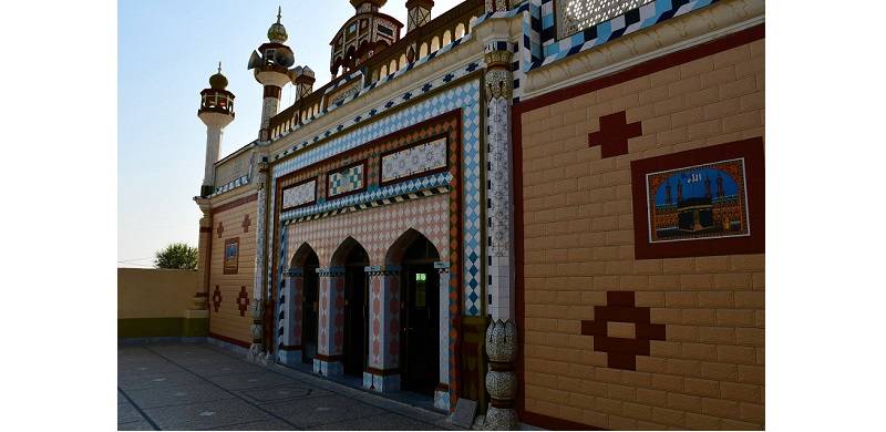 Mosques And Mystics Of Aurangabad Village