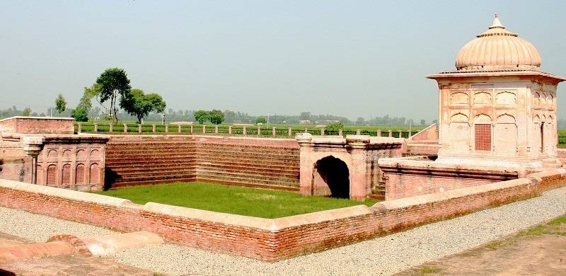 Monument To Love On The India-Pakistan Border: Pul Kanjri Was Built By Ranjit Singh