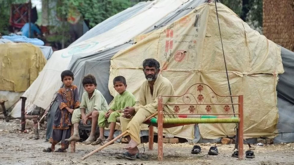 Flood Affected Communities Forced To Live In Tents In Balochistan's Freezing Winter
