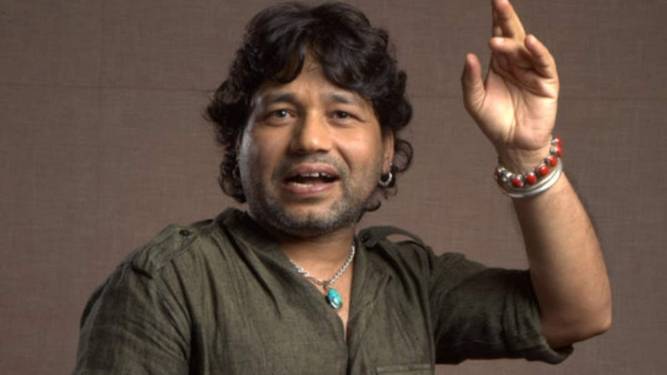 Indian Singer Kailash Kher Attacked With Bottles During Concert While Singing Atif Aslam’s Song