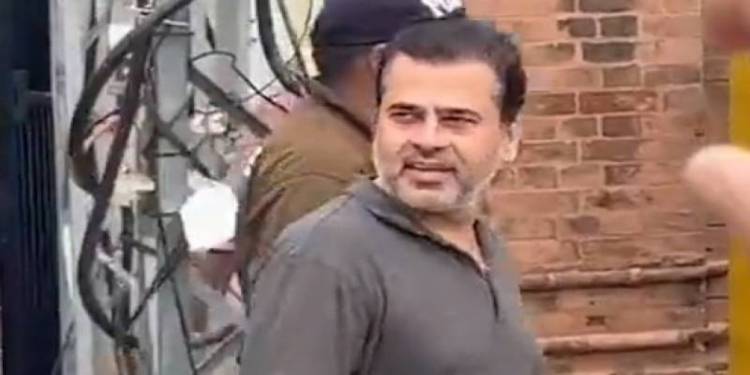 FIA Detains Journalist Imran Riaz Khan From Lahore Airport