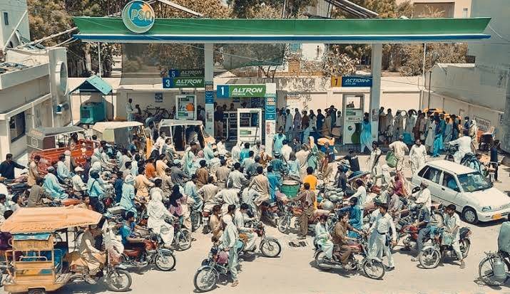 Pakistan's Oil Sector 'On Brink Of Collapse', OCAC Warns