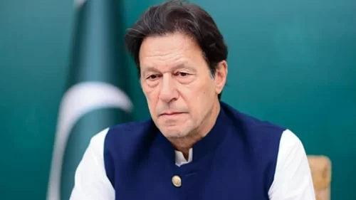 Establishment No Longer Willing To Trust Imran Khan, Journalist Claims