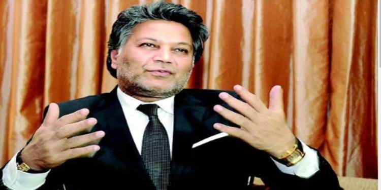 Eminent Fashion Designer Mehmood Bhatti Breaks Silence Over Ex-CJP's 'Abuse Of Power'