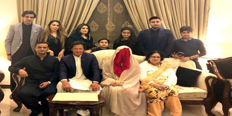Bushra Bibi Tied The Knot With Imran Khan During Her Iddat, Mufti Saeed Informs Court
