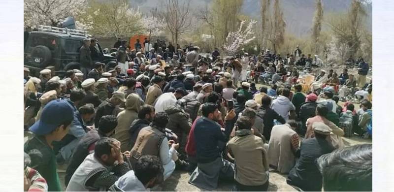 Hundreds Protest In Chitral Over Non-Restoration Of Flood-Hit Village