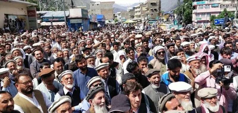 Hundreds Protest In Chitral Over Massive Increase In Wheat Price