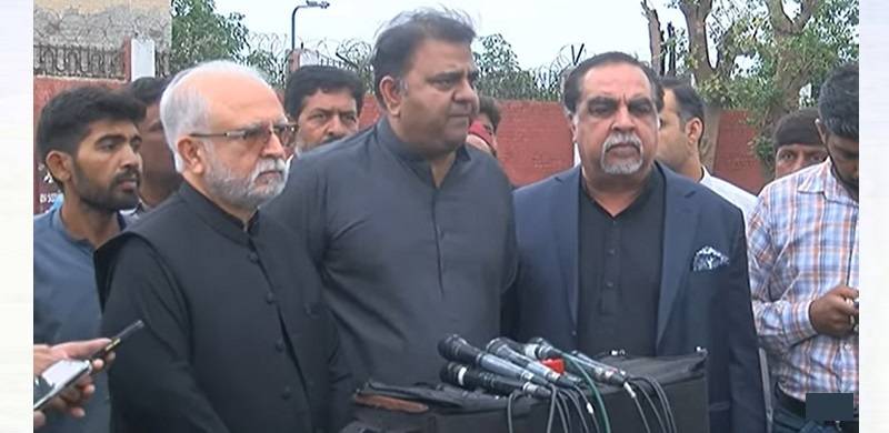 Pakistan's 250m People Can't Be Left To Zardari, Nawaz: Fawad