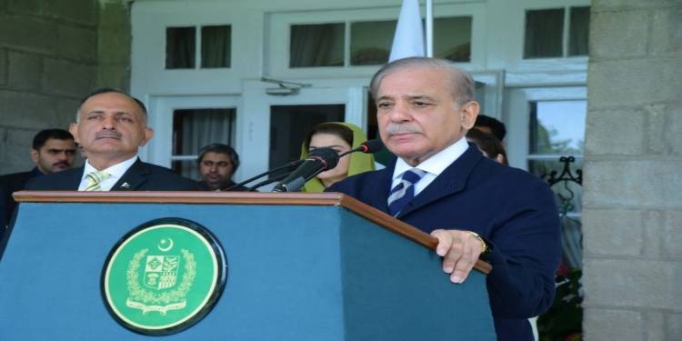 PM Shehbaz Lauds Switzerland For Assistance In Tackling Climate Change