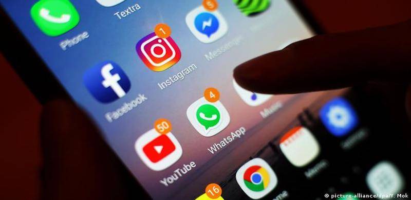 Social Media Giants Balk At Pakistan's New Data Protection, E-Safety Laws