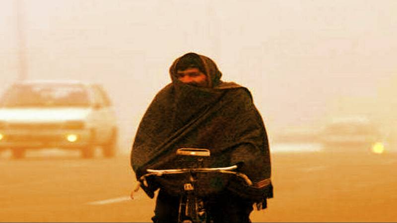 Extreme Cold Weather Persists In Lahore