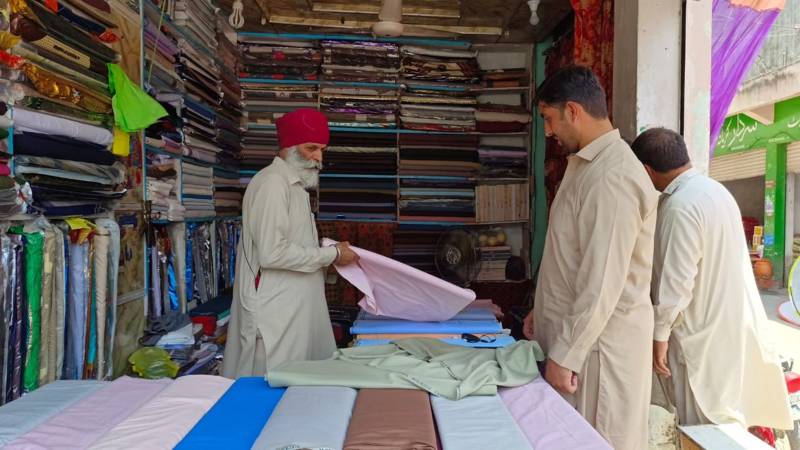 In Buner, An Entire Community Trusts Sanat Singh More Than The Banks
