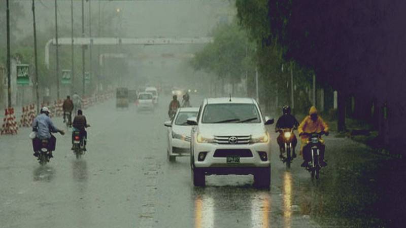 Karachi Weather Turns Chilly Following Fresh Rain Spell