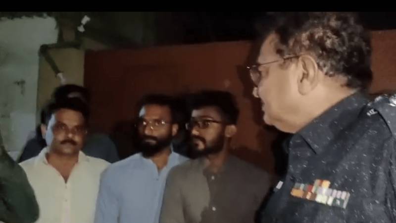 Sindh Police Apologises For Unauthorised Raid On Ismaili Council's Office In Thatta