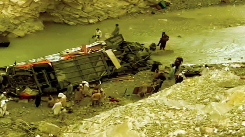 20 Killed, 21 Injured As Bus Falls Into Ravine In Gilgit-Baltistan