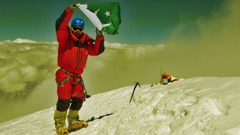 Sirbaz Khan Makes History As First Pakistani To Summit All 14 Peaks Above 8,000 Metres