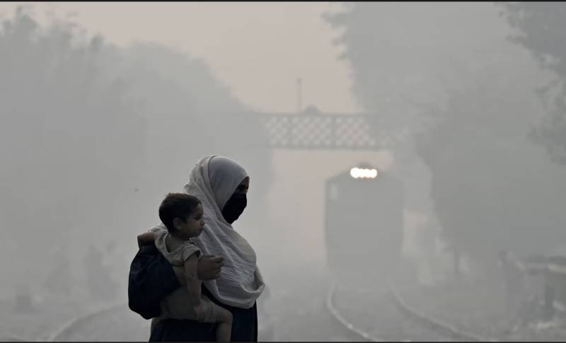 Sipina Tayara: Peshawar's Winter Smog Crisis