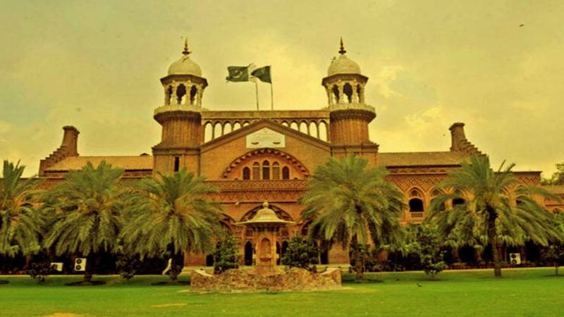 LHC Expresses Frustration Over Smog Management, Slams Key Officials