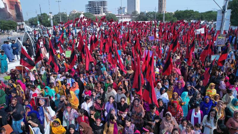 Thousands Protest in Karachi Against Federal Projects Threatening Sindh’s Resources, Autonomy