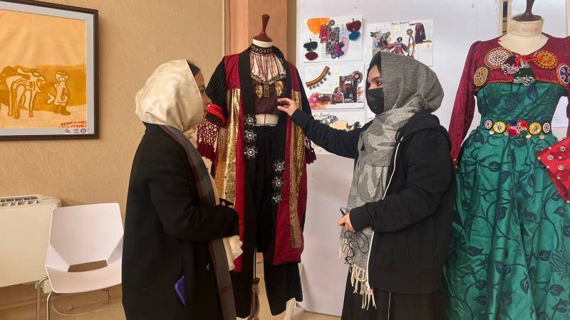 Afghan Refugees Showcase Heritage And Resilience In Art Exhibition