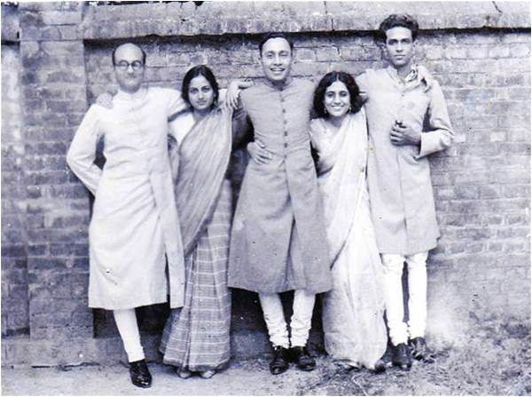 Mahmuduzzafar Khan on the extreme left. Rashid Jehan second from right
