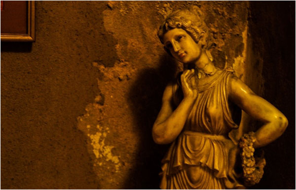Statue of a Greek woman