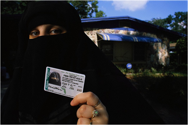 Sultana Freeman, an American convert to Islam recently had her Florida driver's license revoked because she refused to have her picture taken without removing her veil