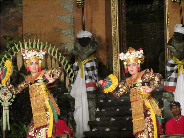 Ramayana dancers