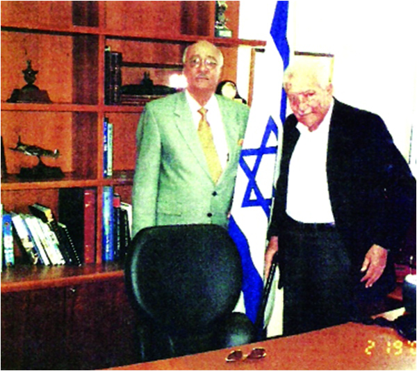 Hamid Anwar with former President of Israel His Excellency Mr. Ezer Wizman, Tel Aviv, Israel 2003