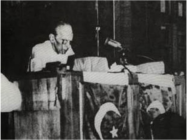 Jinnah addressing the Constituent Assembly