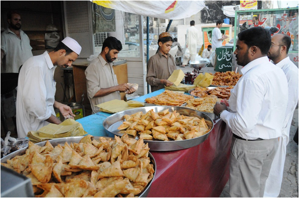 Samosas at Ghalib Market