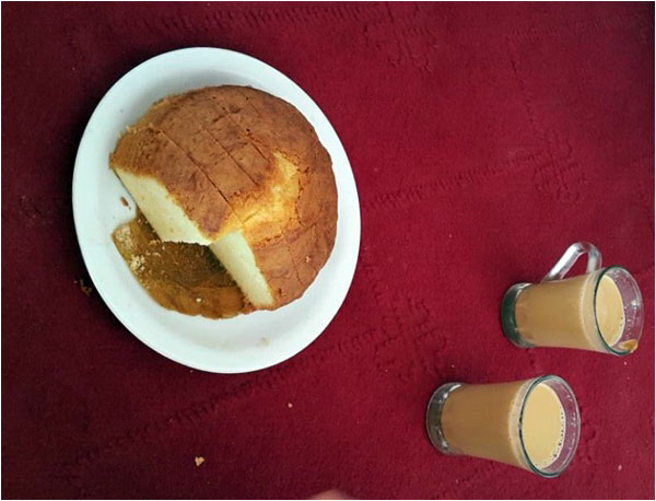 Mastung cake served with tea