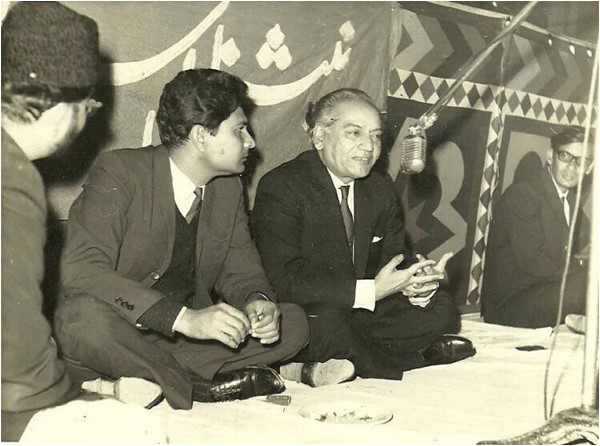 Mairaj Muhammad Khan as a young man with Faiz Ahmed Faiz, attending a mushaira event at Dow College
