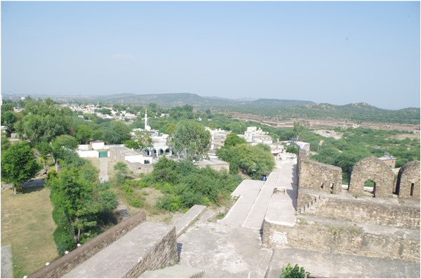 A view of the illegal residential buildings inside the boundary wall of the fort. The picture was taken from near the Sohail Gate