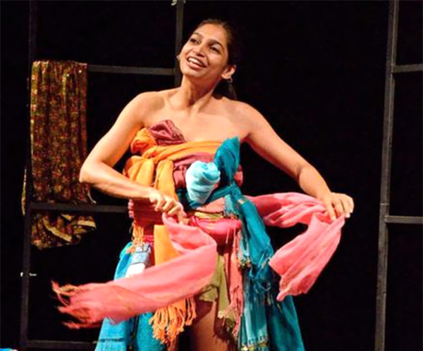 Mallika Taneja performs 'Thoda Dhyaan Se'
