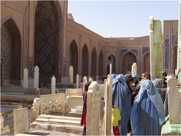 Women at the shrine of Hazrat Ismail Ansari in Afghanistan - Photo by Dr Ayesha Siddiqa