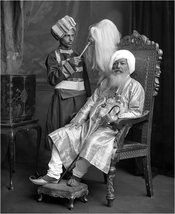 Baba Sir Khem Singh Bedi and an attendant - photo at the Victoria and Albert museum, London