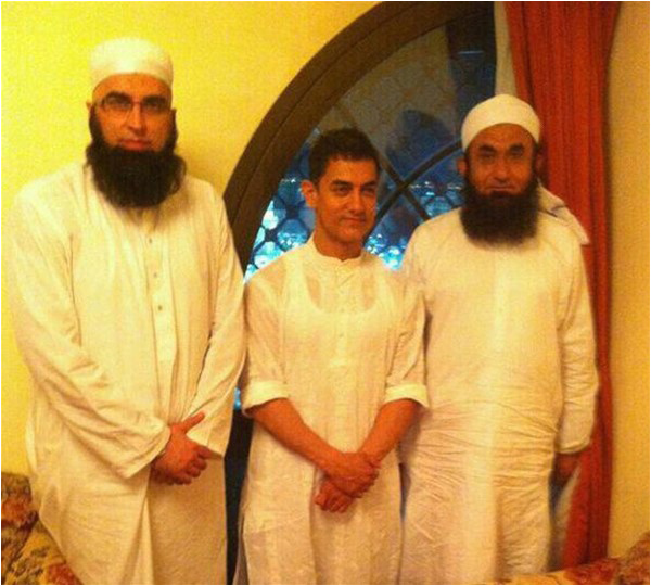 Seen here during pilgrimage to Makkah with Bollywood sensation Amir Khan and Tableeghi Jamaat icon Maulana Tariq Jameel